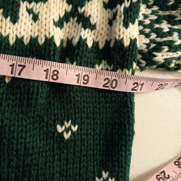 Vintage Handmade Green Snowflake Zipper Front Sweater - Picture 2 of 11